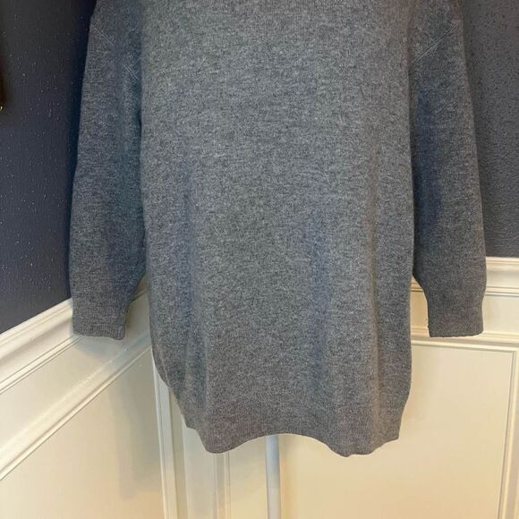 Christian Dior J'ADIOR 8' Hooded Cashmere Sweater with Rear Signature - Picture 6 of 13